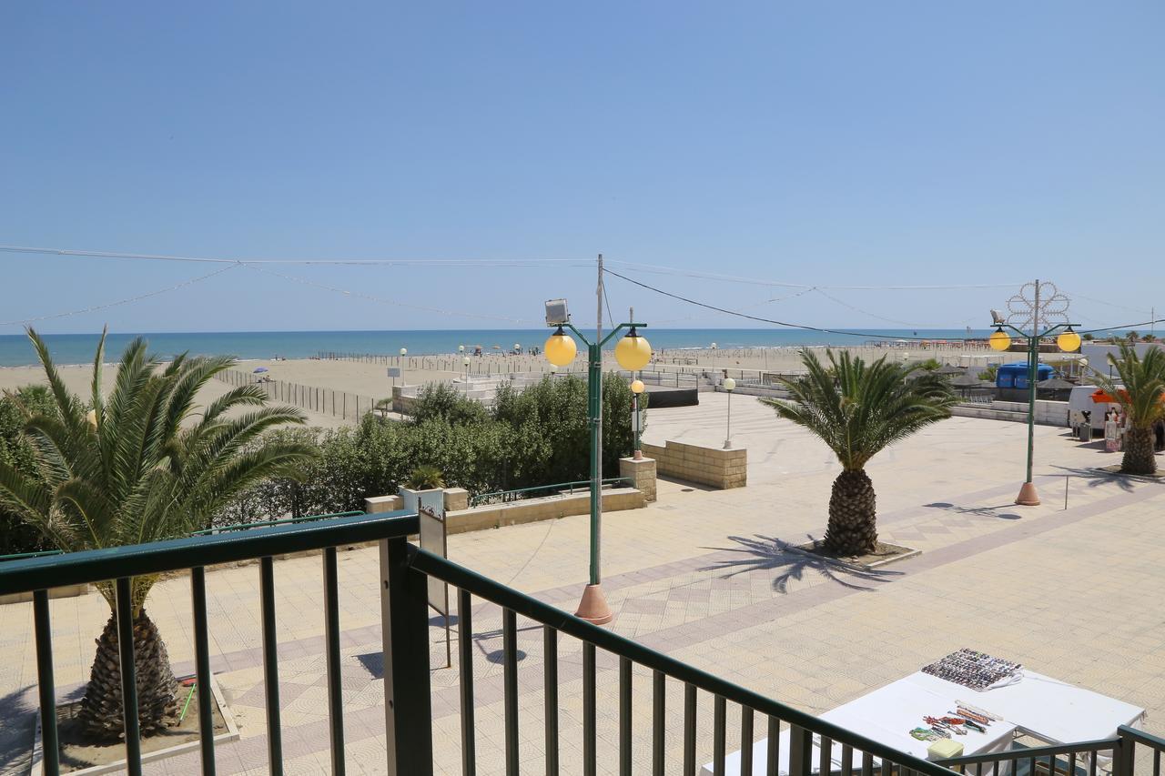 Rooms La Perla Del Mare Margherita Di Savoia Exterior photo